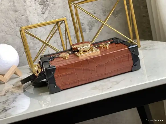 Frstbag ru VUITTON MALLE PETITE LOUIS 0521